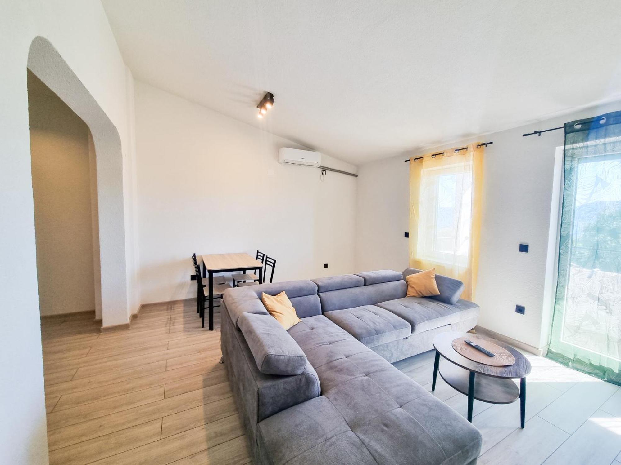 Apartmani 1 Pinezici エクステリア 写真