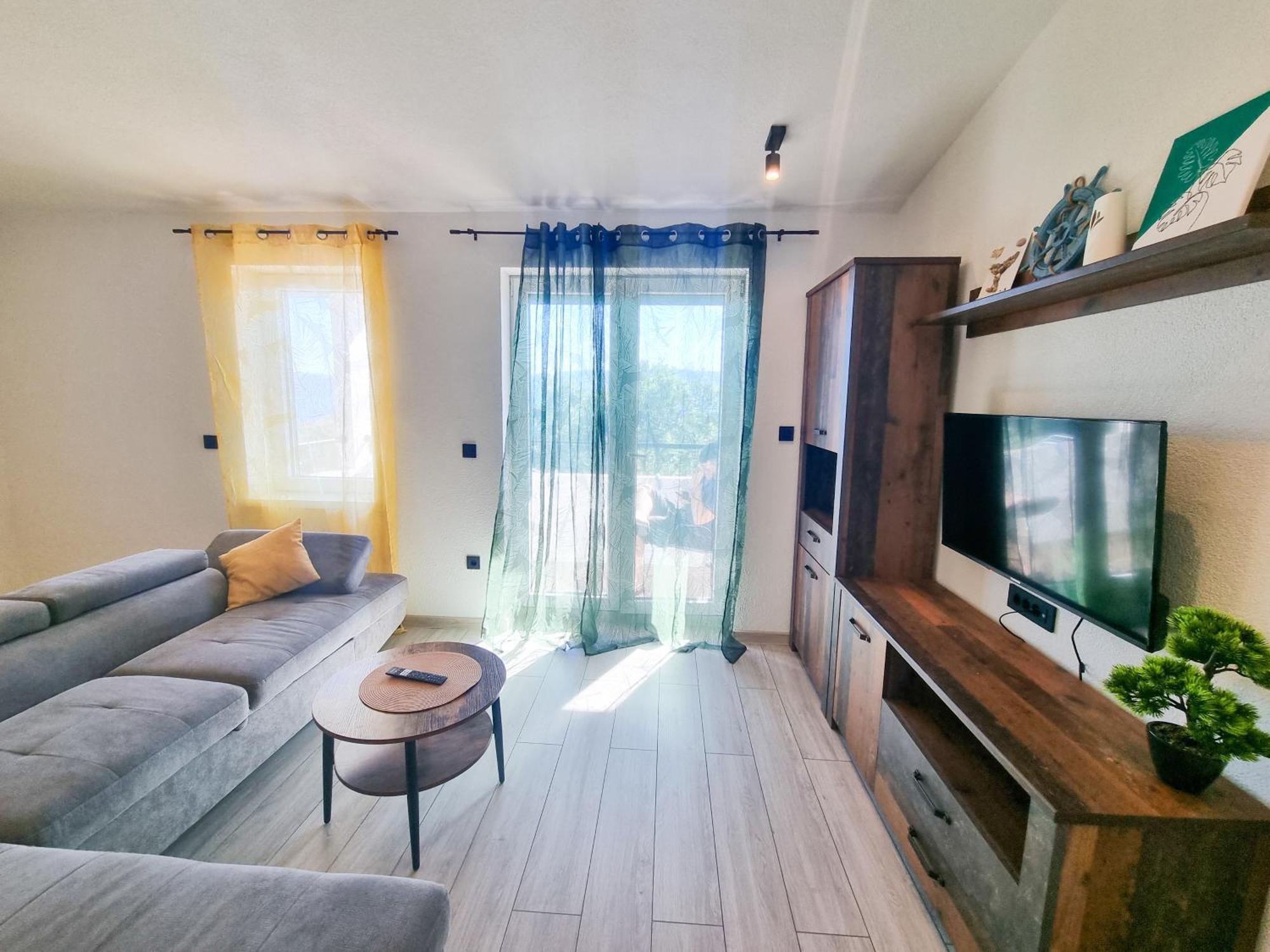 Apartmani 1 Pinezici エクステリア 写真