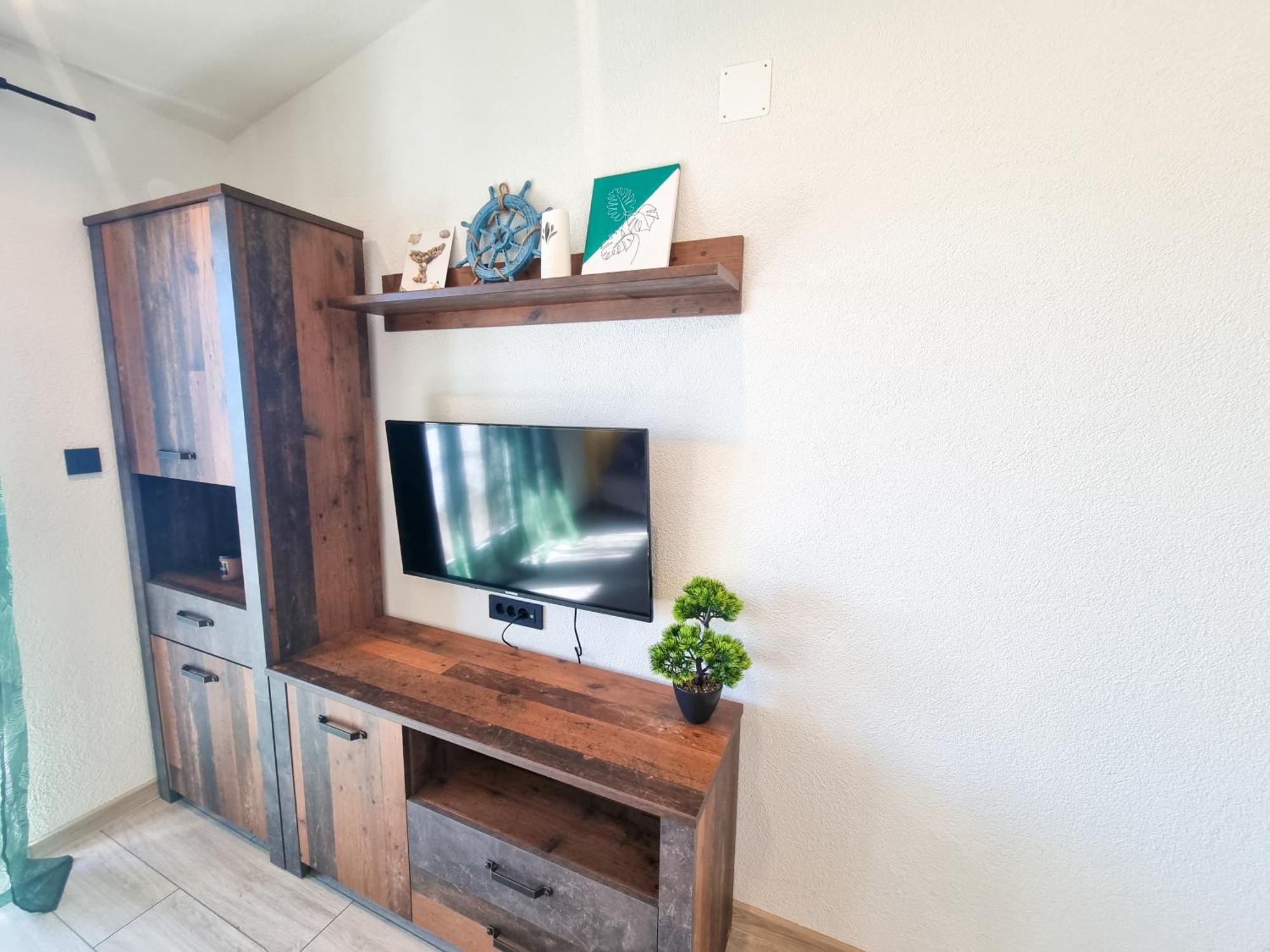 Apartmani 1 Pinezici エクステリア 写真