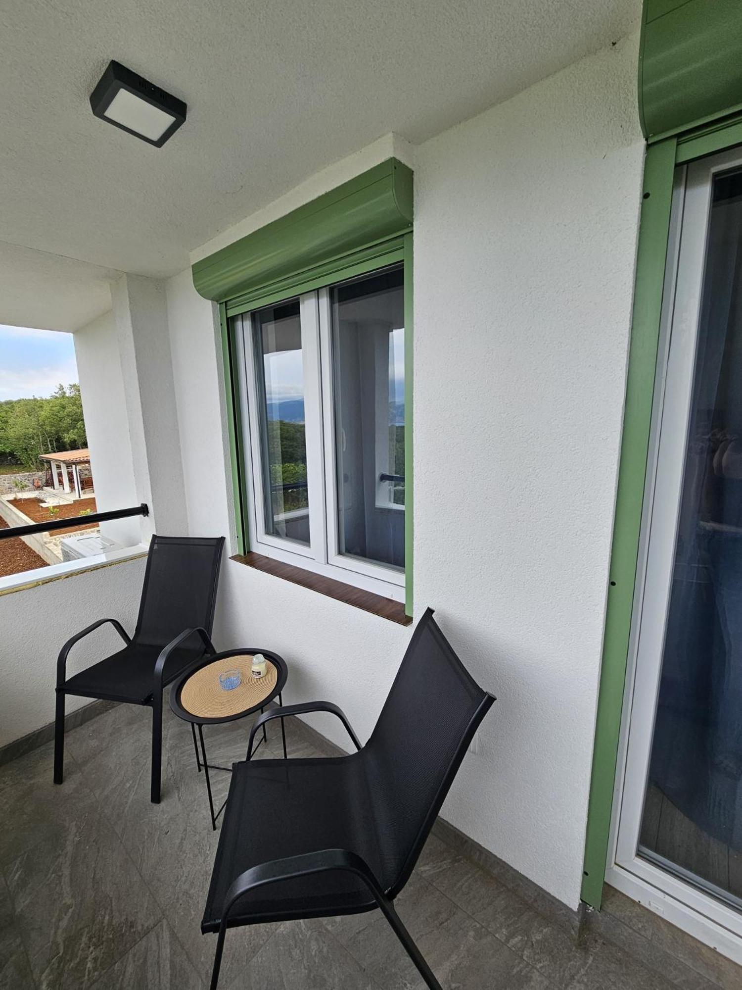 Apartmani 1 Pinezici エクステリア 写真